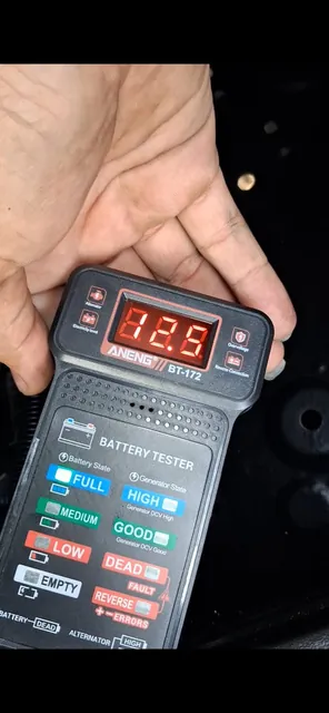 Tampilan battery tester pada dokumentasi inspeksi aki